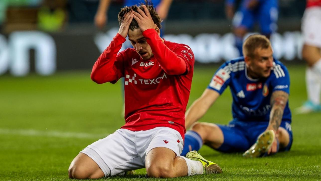 Wisła Kraków na kolanach